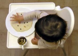 10 игри с зърнени храни - как да вземете дете в кухнята12