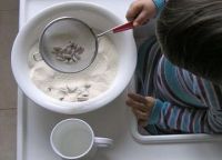 10 игара са житарицама - како узети дете у кухињи4