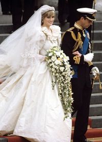 10 zanimivih dejstev o poročnih oblekah 5