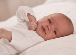 3 tedna novorojenčkovega življenja