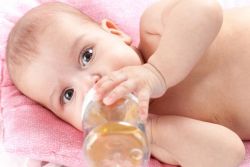 7 mitów o żywieniu dzieci poniżej jednego roku życia