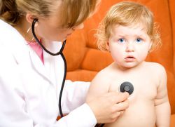 Lajšanje kašlja pri otroku brez zdravljenja z zvišano telesno temperaturo