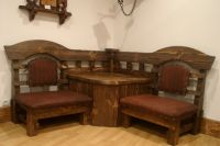 Starý dřevěný nábytek2