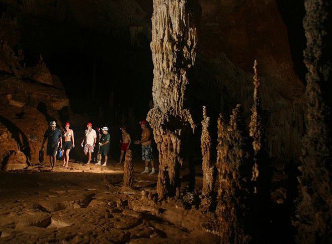 Экскурсии по пещере