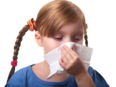 povzroča alergijski rinitis