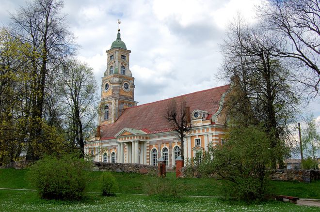 Алуксненская церковь