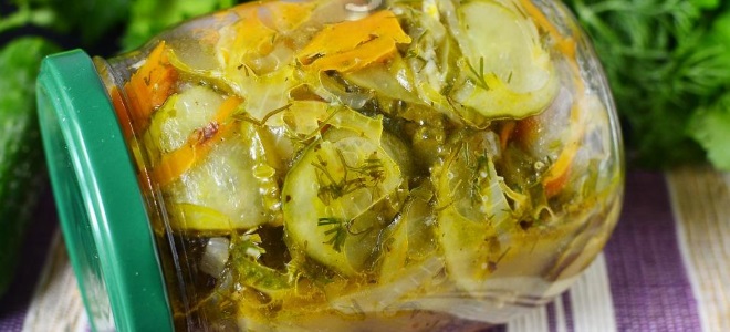 Nezhinsky salad with carrots