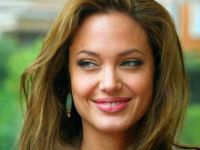 Angelina Jolie u mladosti10