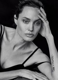 поклонники обеспокоены здоровьем Анджелины Джоли