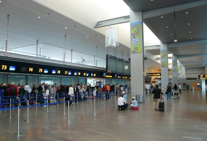 Зал регистрации пассажиров в аэрпорту Арланда