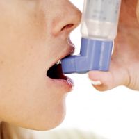 Kako uporabljati inhalator za astmo