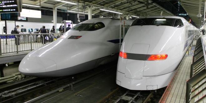 Экспрессом Tokaido Shinkansen до Атами из Токио можно доехать всего за 45 минут