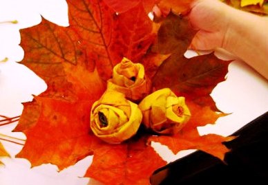 Есенния букет със собствените си ръце за детската градина 22