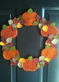 Podzimní věnec na dveřích 24