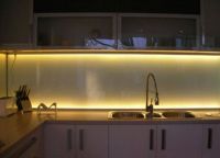 Pozadinsko svjetlo za radni prostor kuhinje - 1