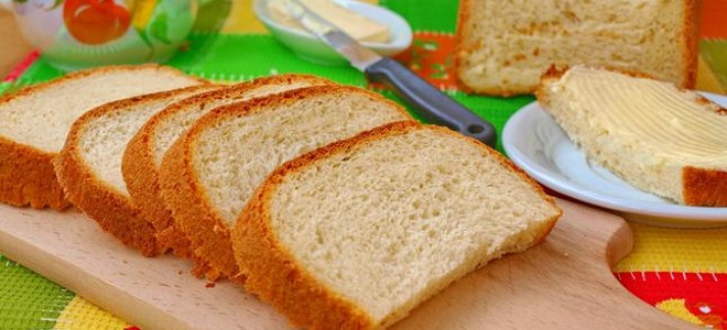 Chléb na kefír v chleba