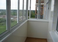 Балкон прозорци13