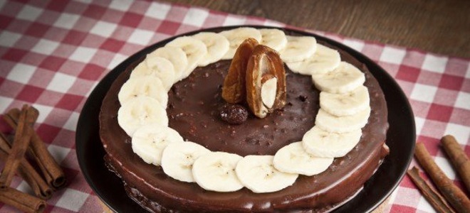 čokoládový banánový dort