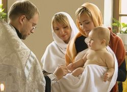 Правила за новородено кръщение