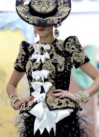 Oblačila iz baročnega sloga 2