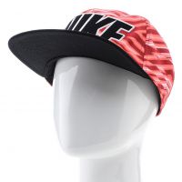 czapki z daszkiem Nike3