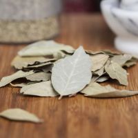 ošetření kloubů s receptem na bobkový list
