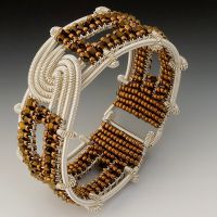Biżuteria z koralików i drucików 1