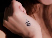 krásná malá ženská tetování5