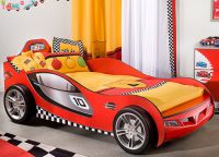 легло под формата на кола 9