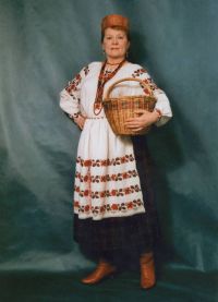 Beloruski ljudski kostum 3