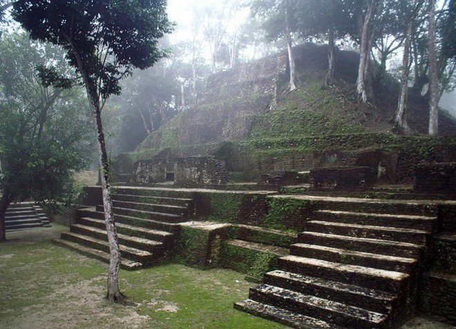 Кахаль Печ - древний город майя