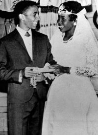 Боб Марли со своей женой Ритой Андерсон