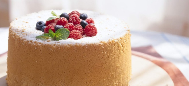 Једноставни кекс за торту