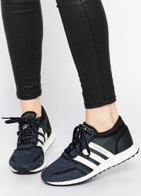 черни маратонки adidas5