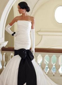 Czarno-biała suknia ślubna 2
