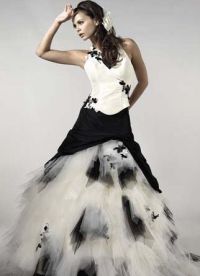 Czarno-biała suknia ślubna 6