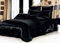 črna posteljnina fotografija 1