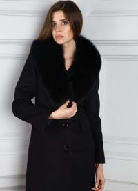 црни капут са крзном 5