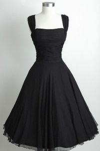 Черна коктейлна рокля 4
