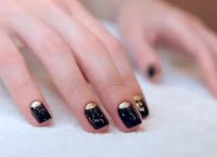 black manicure2