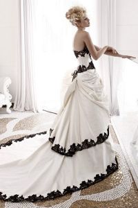 svatební šaty černé a bílé 3