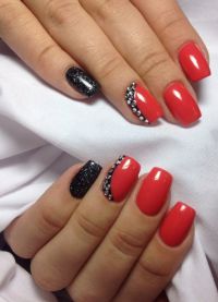 Czarny z czerwonym manicure8