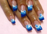 niebieski biały manicure1