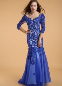 Niebieska koronkowa sukienka7