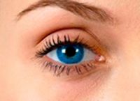 jak brązowe soczewki wyglądają na niebieskie oczy9