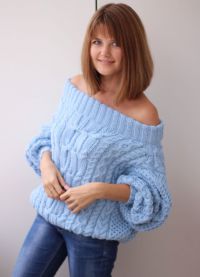 niebieski sweter 8