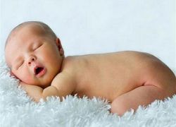 телесна температура при новородено бебе