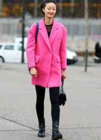 Buty na różowy płaszcz 1