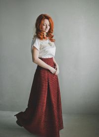 burgundy skirt9