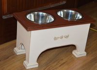 miseczki dla psów na stojaku